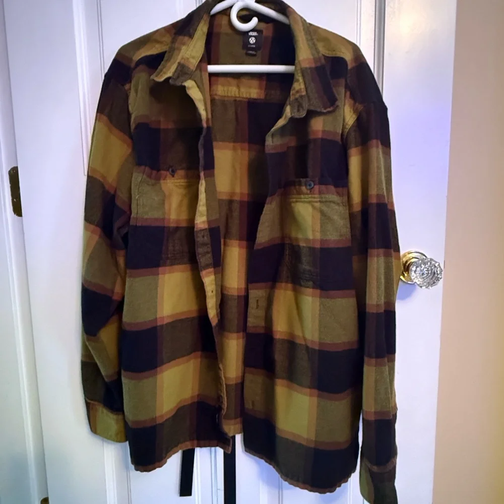 Vans Olive and Black Plaid Shirt Jacket - Picture 1 of 2